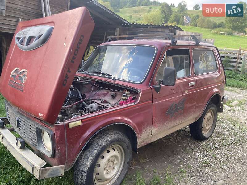 Позашляховик / Кросовер ВАЗ / Lada 2121 Нива 1982 в Рахові