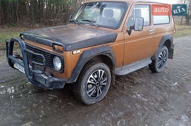 Внедорожник / Кроссовер ВАЗ / Lada 2121 Нива 1982 в Кременце