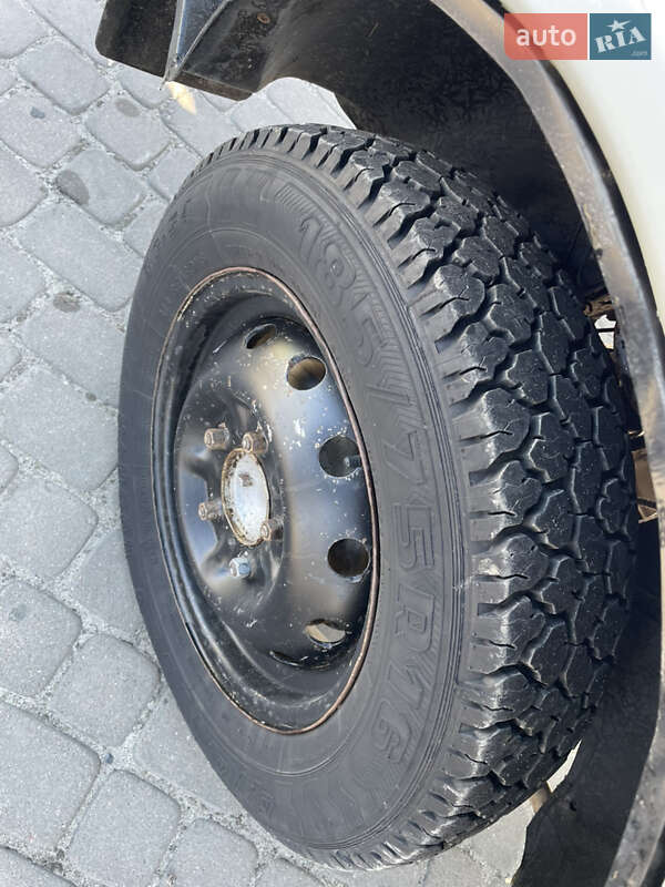 Позашляховик / Кросовер ВАЗ / Lada 2121 Нива 1989 в Камені-Каширському