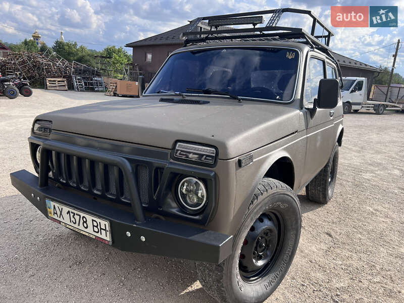 Внедорожник / Кроссовер ВАЗ / Lada 2121 Нива 1986 в Тернополе