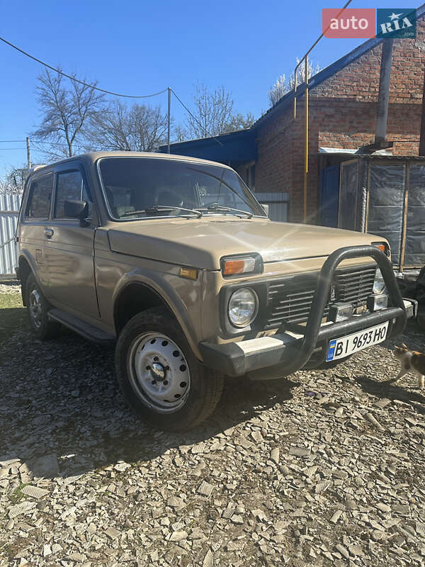 Внедорожник / Кроссовер ВАЗ / Lada 2121 Нива 1989 в Лохвице