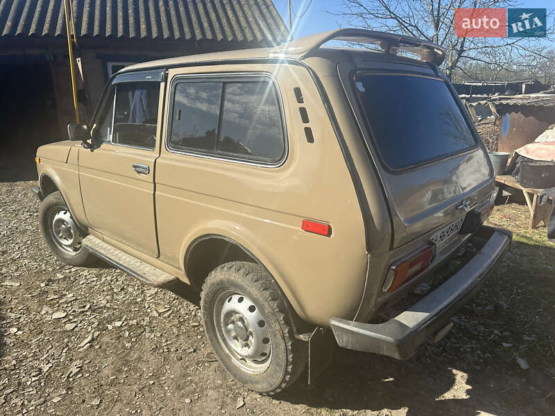 Внедорожник / Кроссовер ВАЗ / Lada 2121 Нива 1989 в Лохвице