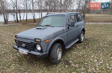 Позашляховик / Кросовер ВАЗ 2121 Нива 1982 в 