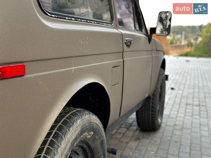 Позашляховик / Кросовер ВАЗ / Lada 2121 Нива 1986 в Тернополі