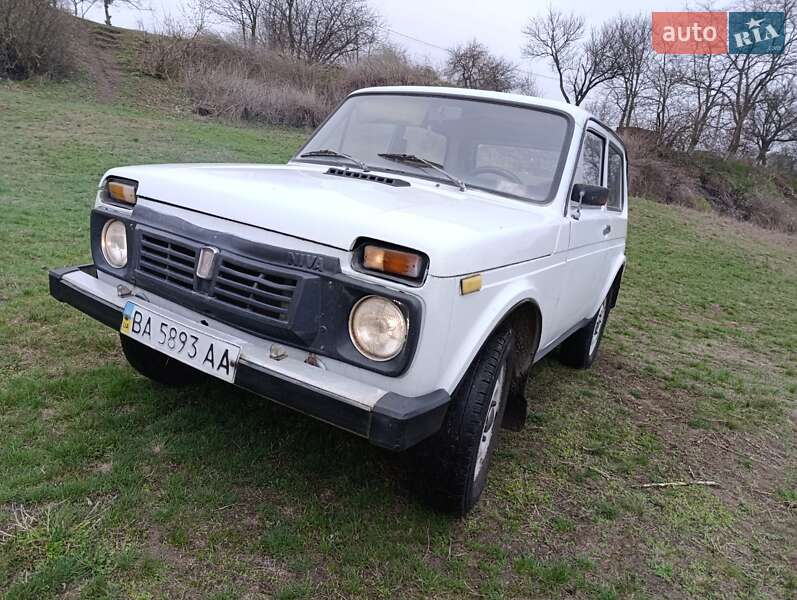 Позашляховик / Кросовер ВАЗ / Lada 2121 Нива 1981 в Смілі
