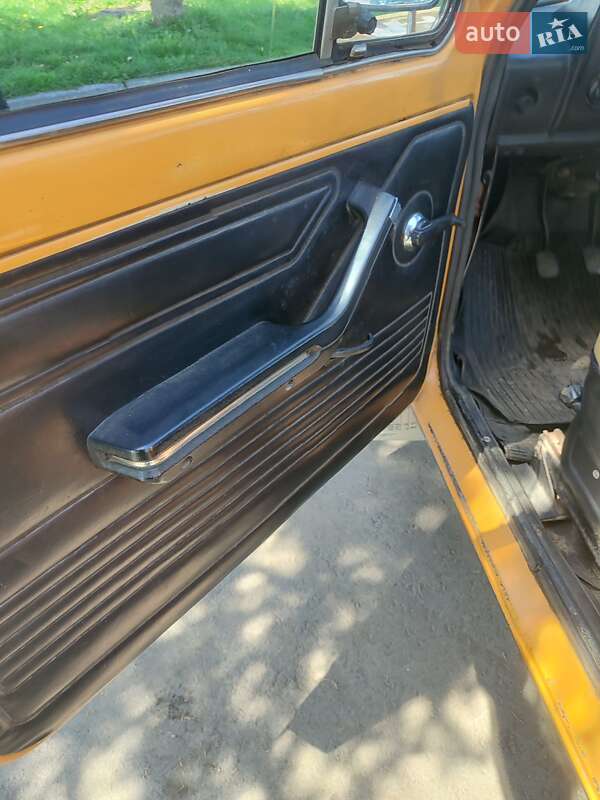 Позашляховик / Кросовер ВАЗ / Lada 2121 Нива 1985 в Снятині