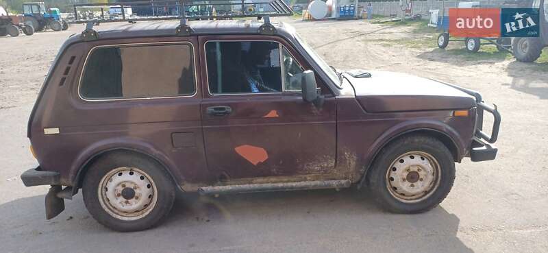 Позашляховик / Кросовер ВАЗ / Lada 2121 Нива 1991 в Корюківці