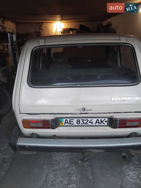 Позашляховик / Кросовер ВАЗ / Lada 2121 Нива 1985 в Солоному