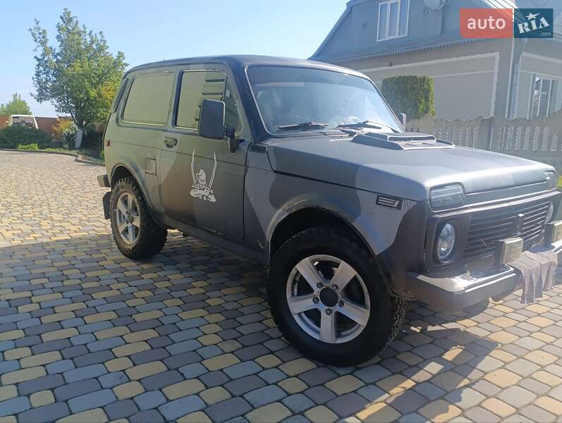 Позашляховик / Кросовер ВАЗ / Lada 2121 Нива 1990 в Снятині