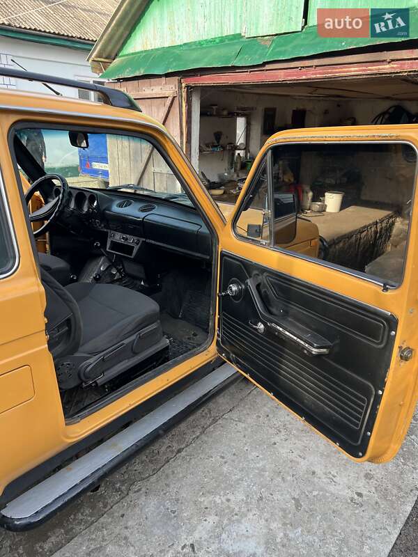 Внедорожник / Кроссовер ВАЗ / Lada 2121 Нива 1983 в Балте