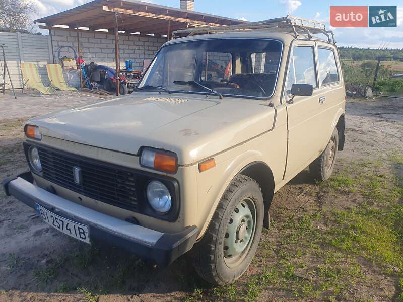 Внедорожник / Кроссовер ВАЗ 2121 Нива 1988 в 