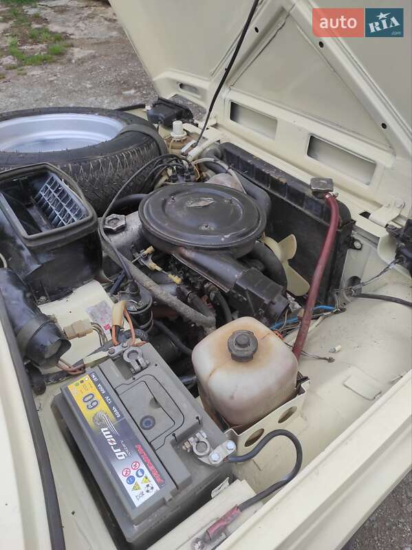 Внедорожник / Кроссовер ВАЗ / Lada 2121 Нива 1987 в Каменец-Подольском