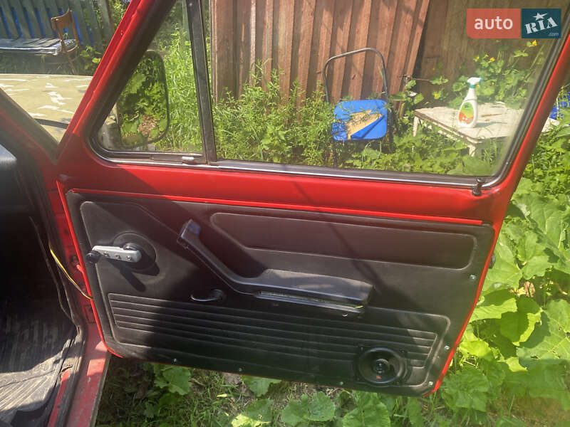 Внедорожник / Кроссовер ВАЗ / Lada 2121 Нива 1991 в Киеве фото 6 Внедорожник / Кроссовер ВАЗ / Lada 2121 Нива 1991 в Киеве