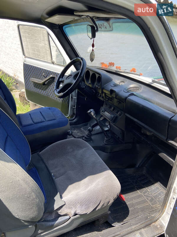 Внедорожник / Кроссовер ВАЗ / Lada 2121 Нива 1993 в Прилуках