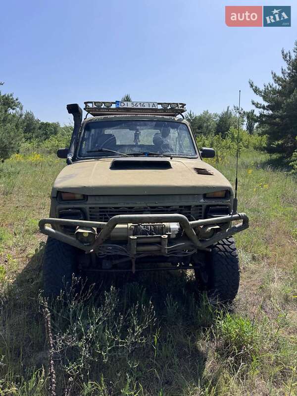 Внедорожник / Кроссовер ВАЗ / Lada 2121 Нива 1988 в Царичанке
