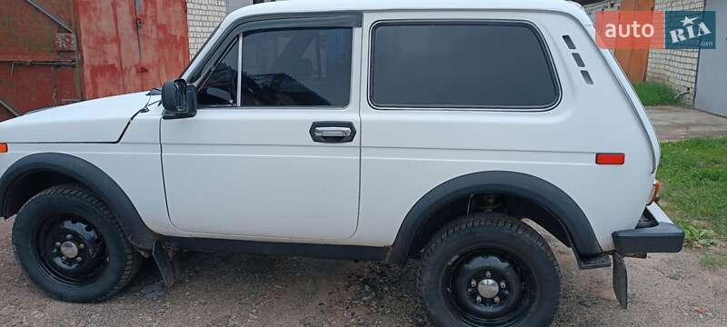 Внедорожник / Кроссовер ВАЗ / Lada 2121 Нива 1989 в Глухове