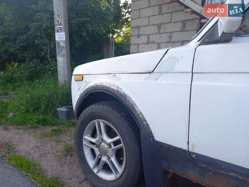 Внедорожник / Кроссовер ВАЗ / Lada 2121 Нива 1992 в Житомире