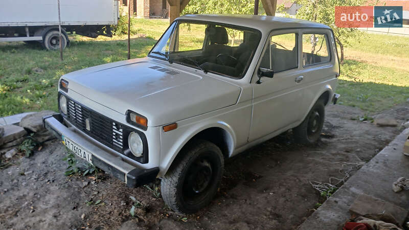 Позашляховик / Кросовер ВАЗ / Lada 2121 Нива 1991 в Коломиї