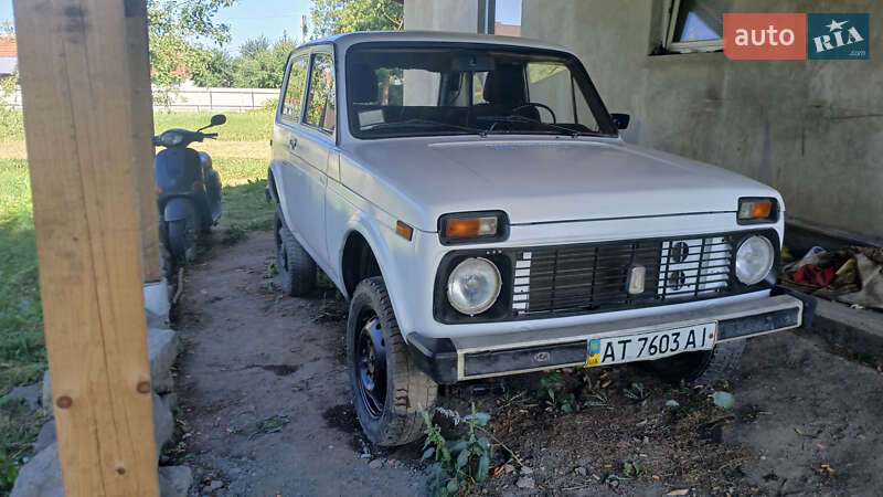 Позашляховик / Кросовер ВАЗ / Lada 2121 Нива 1991 в Коломиї