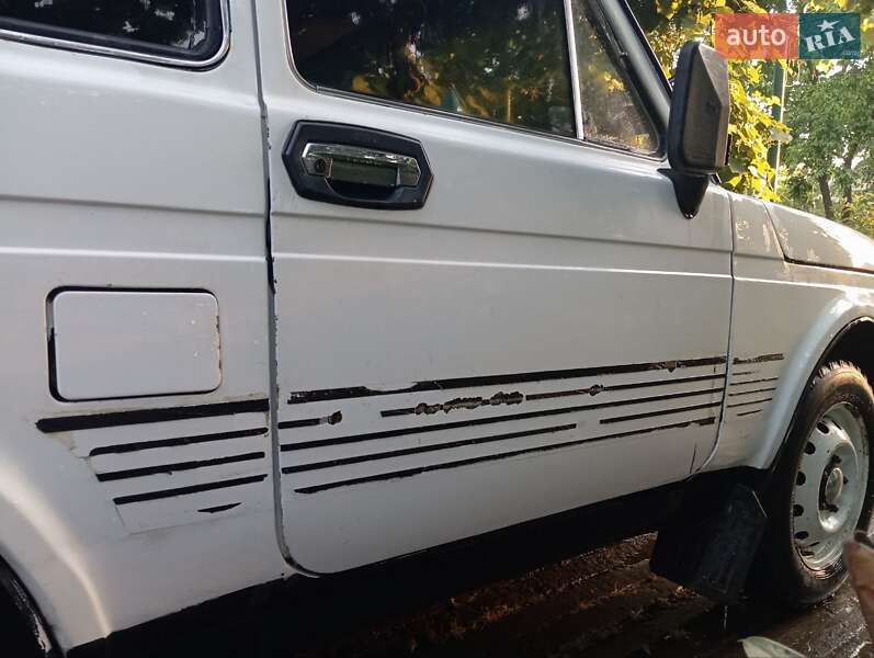 Внедорожник / Кроссовер ВАЗ / Lada 2121 Нива 1982 в Килии фото 12 Внедорожник / Кроссовер ВАЗ / Lada 2121 Нива 1982 в Килии
