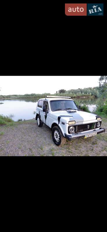 Внедорожник / Кроссовер ВАЗ / Lada 2121 Нива 1987 в Славутиче фото Внедорожник / Кроссовер ВАЗ / Lada 2121 Нива 1987 в Славутиче
