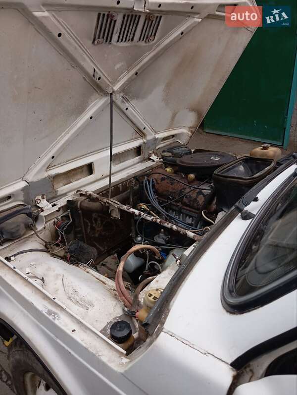 Внедорожник / Кроссовер ВАЗ / Lada 2121 Нива 1982 в Килии фото 3 Внедорожник / Кроссовер ВАЗ / Lada 2121 Нива 1982 в Килии