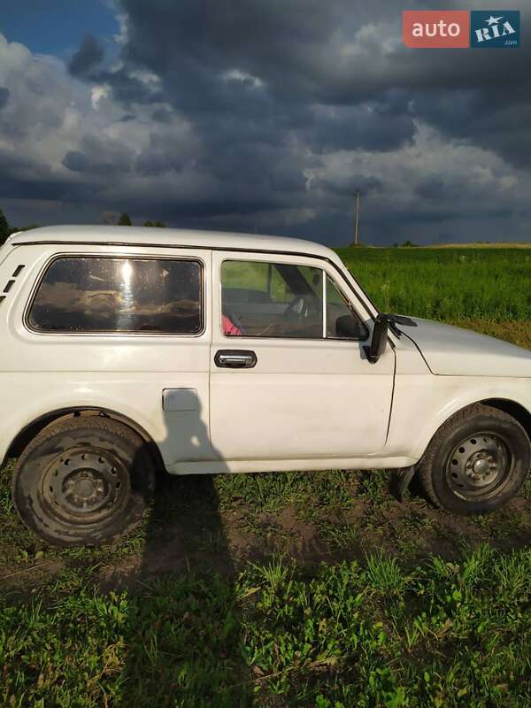 Внедорожник / Кроссовер ВАЗ / Lada 2121 Нива 1991 в Славуте фото 10 Внедорожник / Кроссовер ВАЗ / Lada 2121 Нива 1991 в Славуте