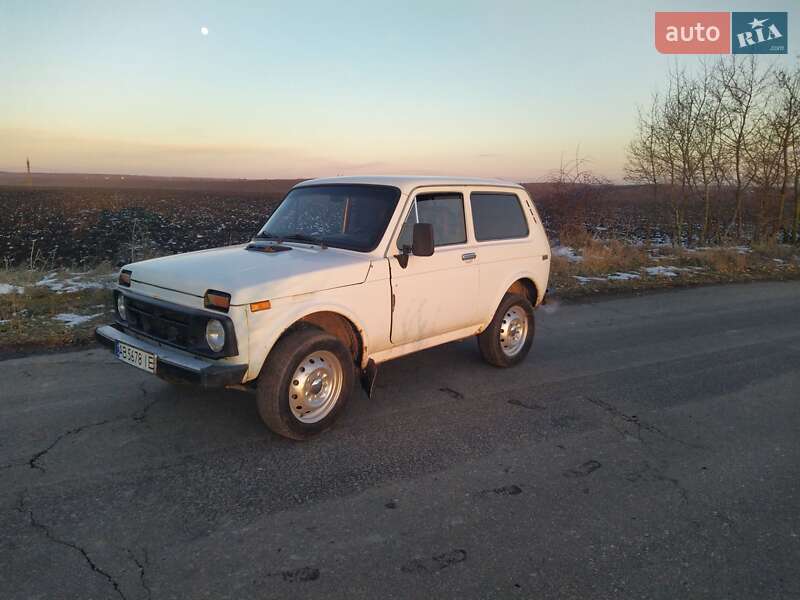 Внедорожник / Кроссовер ВАЗ / Lada 2121 Нива 1994 в Ладыжине