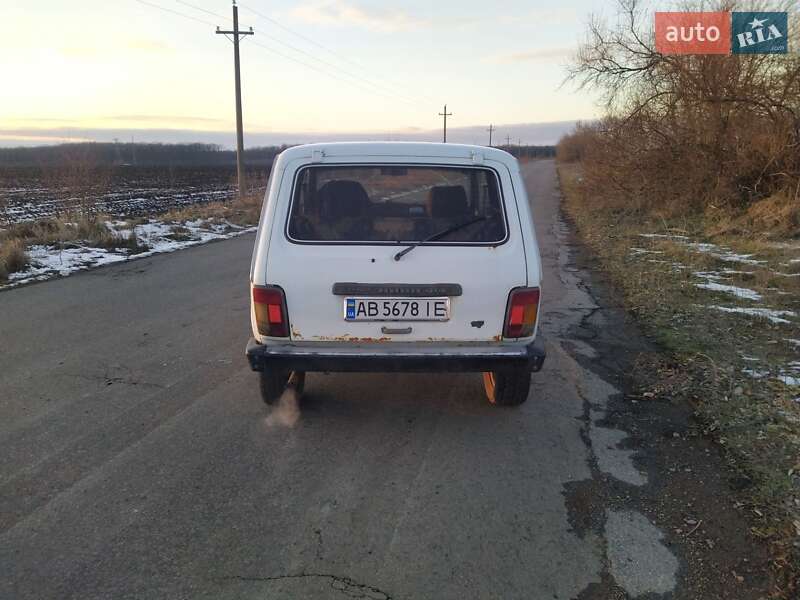 Внедорожник / Кроссовер ВАЗ / Lada 2121 Нива 1994 в Ладыжине