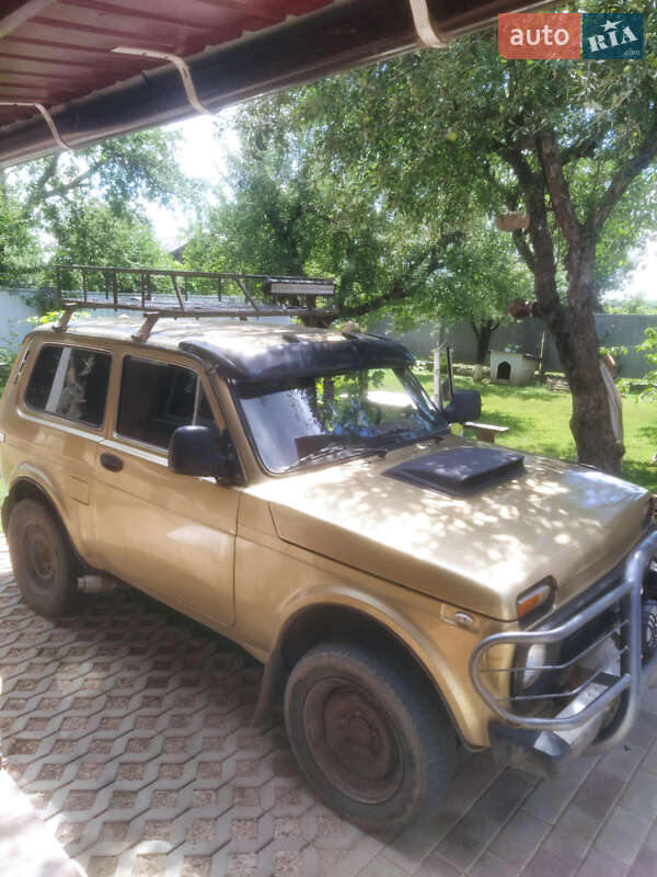 Позашляховик / Кросовер ВАЗ / Lada 2121 Нива 1986 в Полтаві