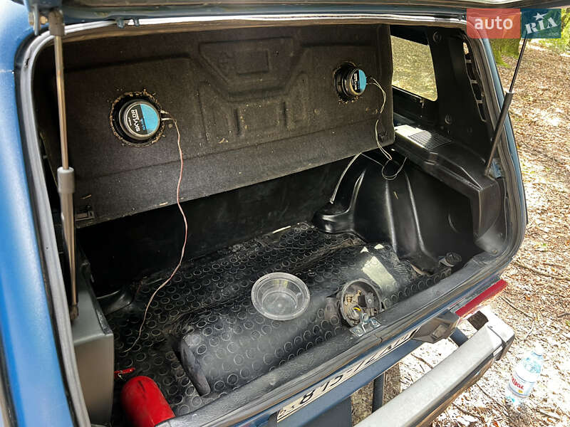 Внедорожник / Кроссовер ВАЗ / Lada 2121 Нива 1989 в Виноградове фото 25 Внедорожник / Кроссовер ВАЗ / Lada 2121 Нива 1989 в Виноградове