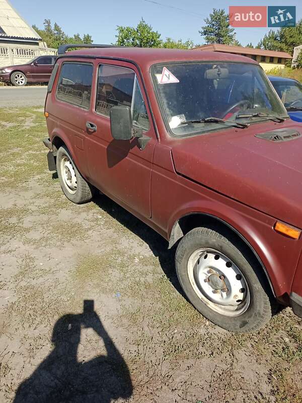 Внедорожник / Кроссовер ВАЗ / Lada 2121 Нива 1990 в Новомосковске
