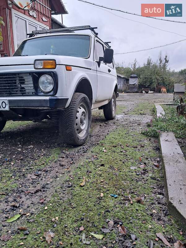 Внедорожник / Кроссовер ВАЗ / Lada 2121 Нива 1983 в Бурштыне