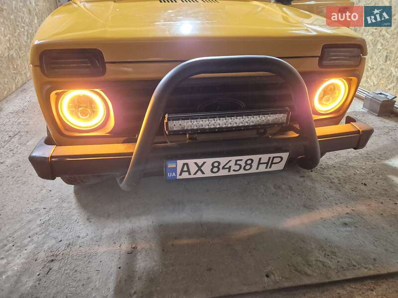 Внедорожник / Кроссовер ВАЗ / Lada 2121 Нива 1982 в Харькове