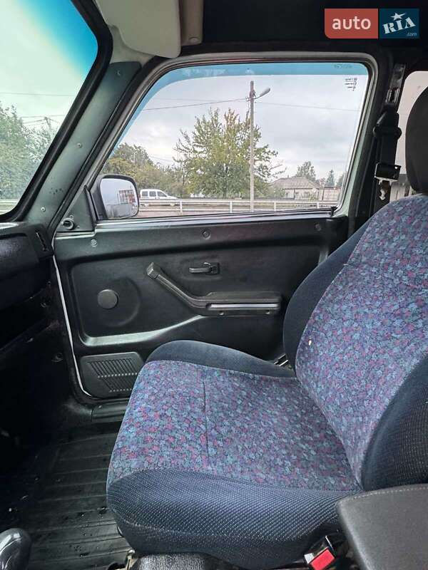 Позашляховик / Кросовер ВАЗ / Lada 2121 Нива 1989 в Попільні