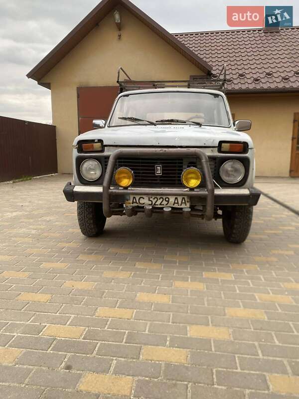 Внедорожник / Кроссовер ВАЗ / Lada 2121 Нива 1985 в Вараше фото 3 Внедорожник / Кроссовер ВАЗ / Lada 2121 Нива 1985 в Вараше