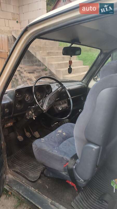 ВАЗ / Lada 2121 Нива 1989 ВАЗ / Lada 2121 Нива 1989