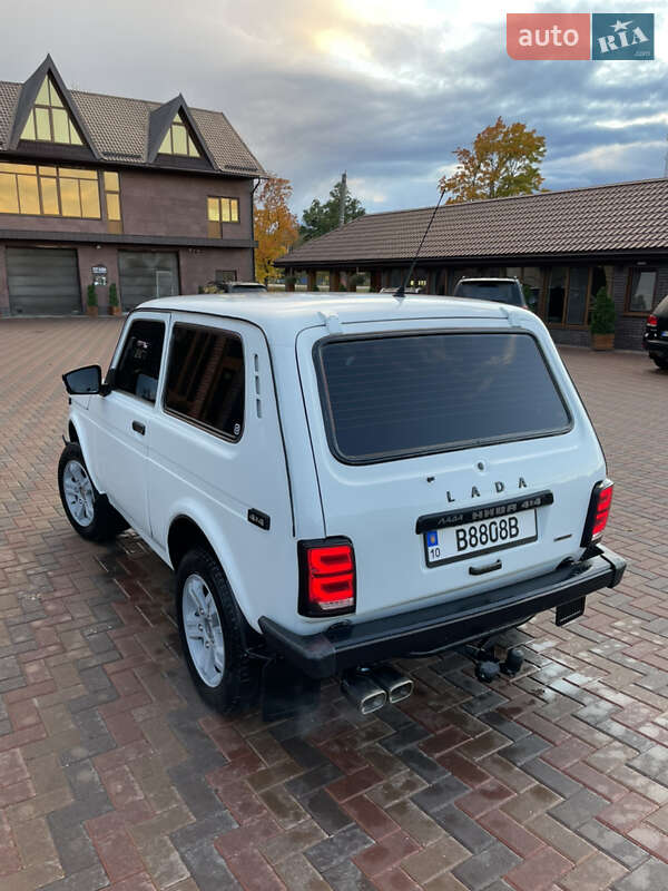 Внедорожник / Кроссовер ВАЗ / Lada 2121 Нива 1984 в Броварах фото 6 Внедорожник / Кроссовер ВАЗ / Lada 2121 Нива 1984 в Броварах