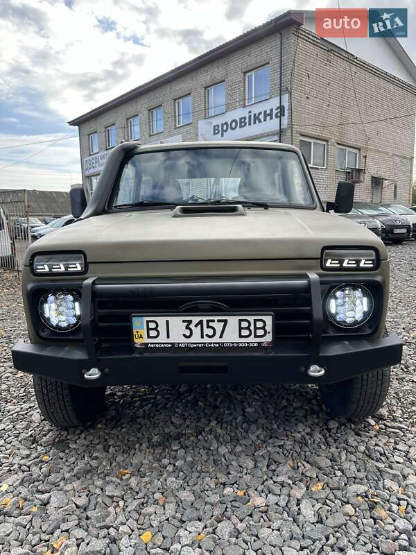 Внедорожник / Кроссовер ВАЗ / Lada 2121 Нива 1982 в Смеле фото 10 Внедорожник / Кроссовер ВАЗ / Lada 2121 Нива 1982 в Смеле