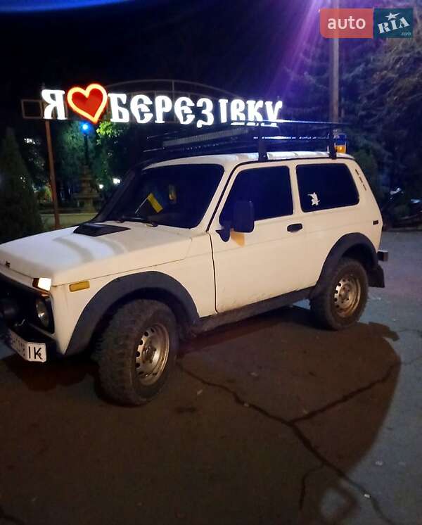 Внедорожник / Кроссовер ВАЗ / Lada 2121 Нива 1984 в Березовке фото 3 Внедорожник / Кроссовер ВАЗ / Lada 2121 Нива 1984 в Березовке