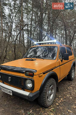 Позашляховик / Кросовер ВАЗ 2121 Нива 1982 в Богодухіву