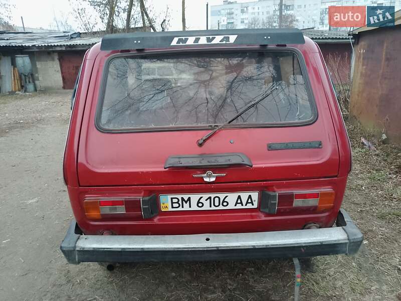 Внедорожник / Кроссовер ВАЗ / Lada 2121 Нива 1993 в Шостке