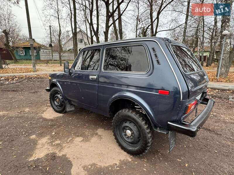 Позашляховик / Кросовер ВАЗ / Lada 2121 Нива 1990 в Прилуках