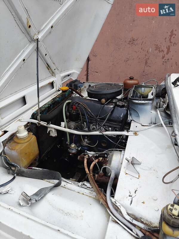 Внедорожник / Кроссовер ВАЗ / Lada 2121 Нива 1988 в Вараше