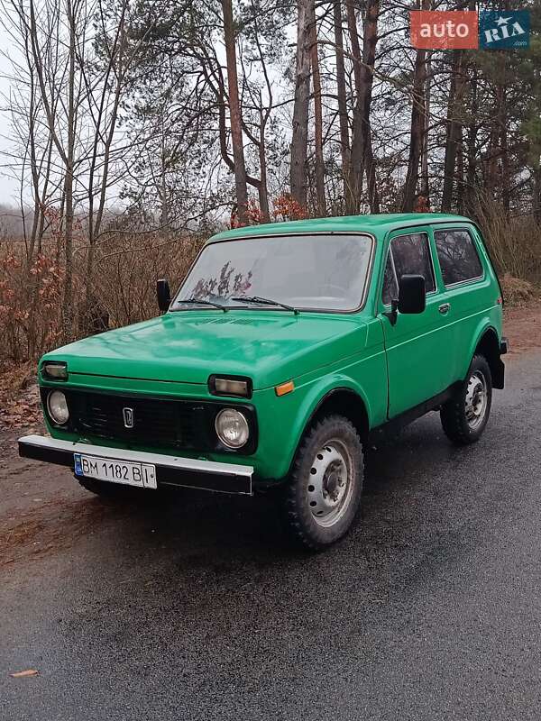 Позашляховик / Кросовер ВАЗ / Lada 2121 Нива 1983 в Шостці