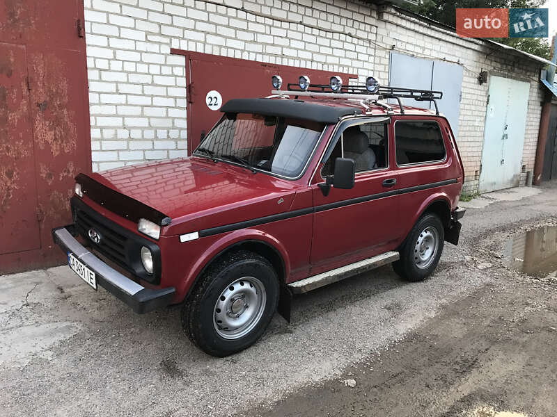 Позашляховик / Кросовер ВАЗ / Lada 2121 Нива 1990 в Черкасах