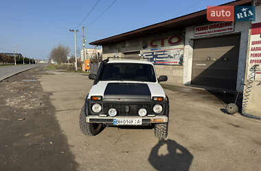 Внедорожник / Кроссовер ВАЗ 2121 Нива 1983 в Белгороде-Днестровском
