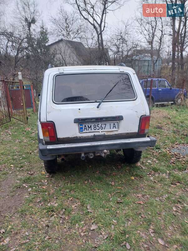 Позашляховик / Кросовер ВАЗ / Lada 2121 Нива 1992 в Житомирі