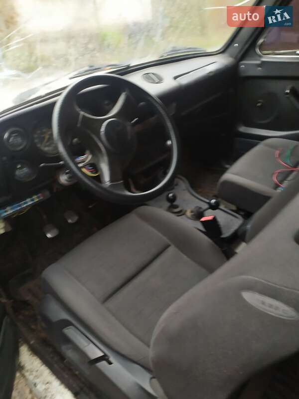 ВАЗ / Lada 2121 Нива 1988 ВАЗ / Lada 2121 Нива 1988