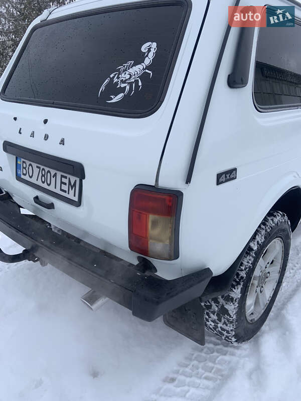 Внедорожник / Кроссовер ВАЗ / Lada 2121 Нива 1992 в Бучаче фото 4 Внедорожник / Кроссовер ВАЗ / Lada 2121 Нива 1992 в Бучаче